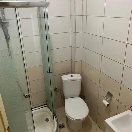 Appartement Bakirkoy House In Front Of Capacity Mall And Carousel Mall